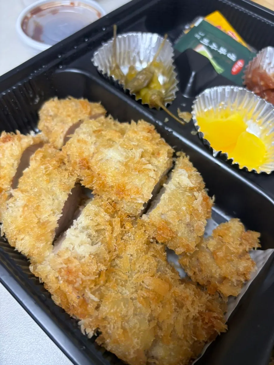 집에서 차린 리애 돈카츠 한 상