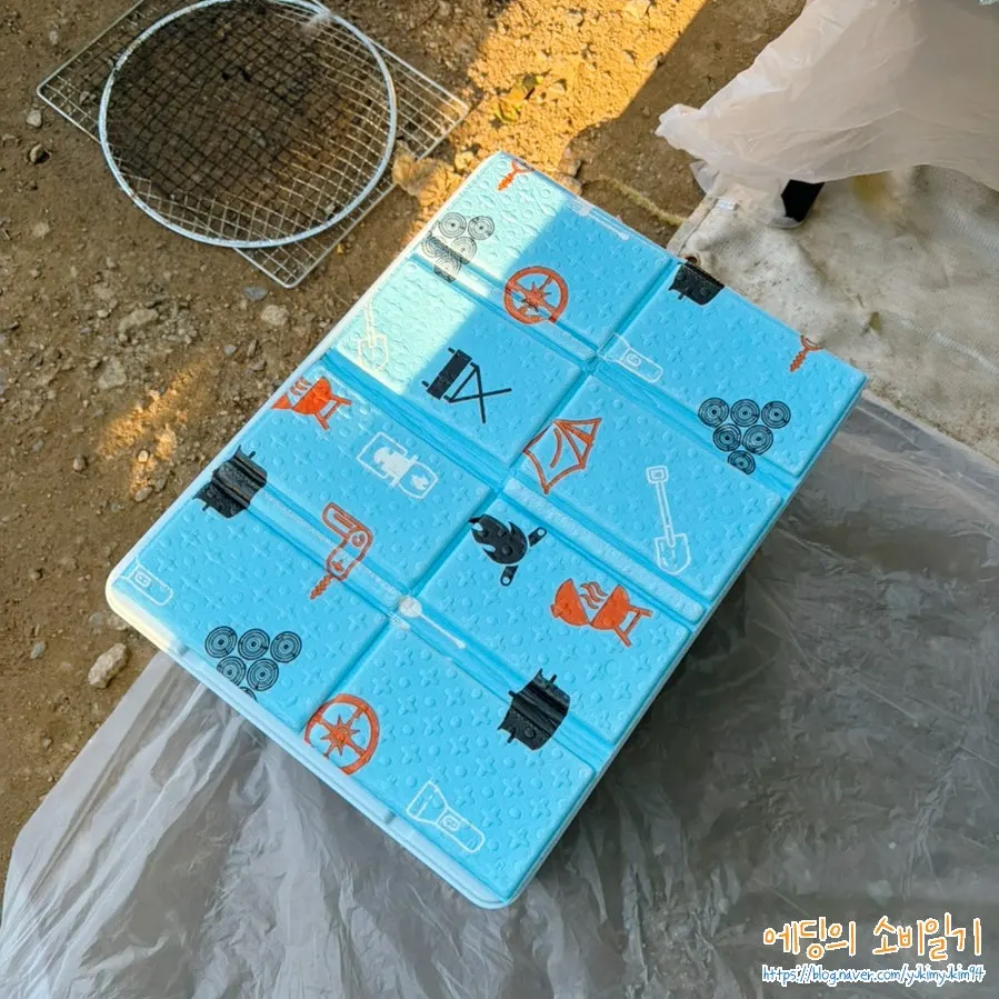 여름 캠핑에 챙긴 얇은 라이프클루 비치타올