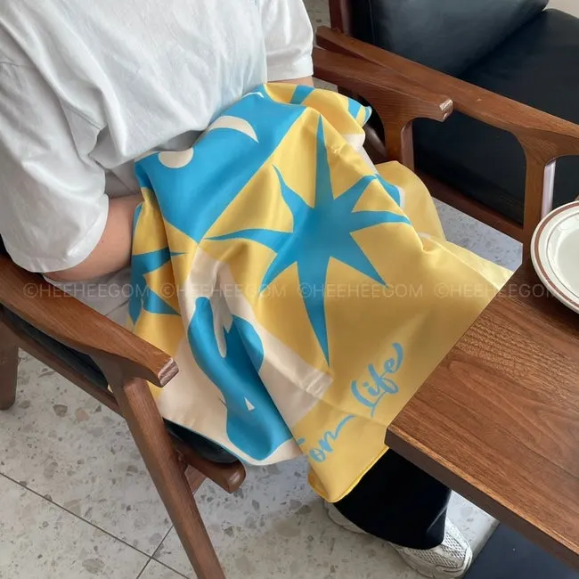 개인 담요로도 활용하는 라이프클루 비치타올