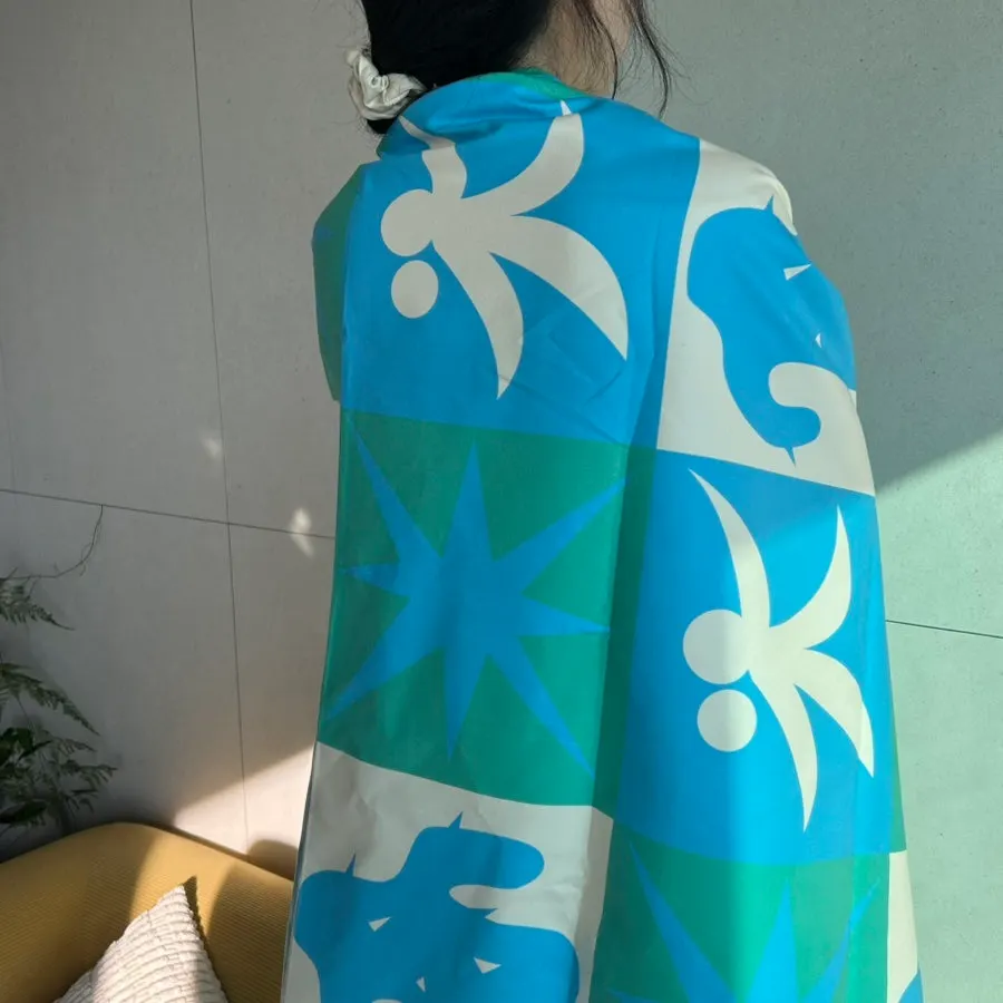 Lifeclue towel used to dry off after a shower