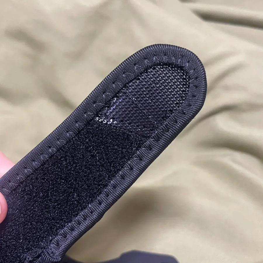 Lifeclue knee brace wearing structure