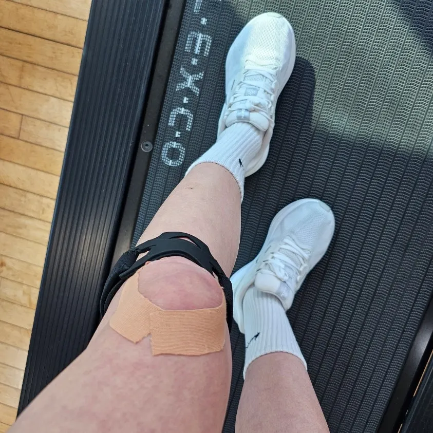 Muscle taping used with the knee brace