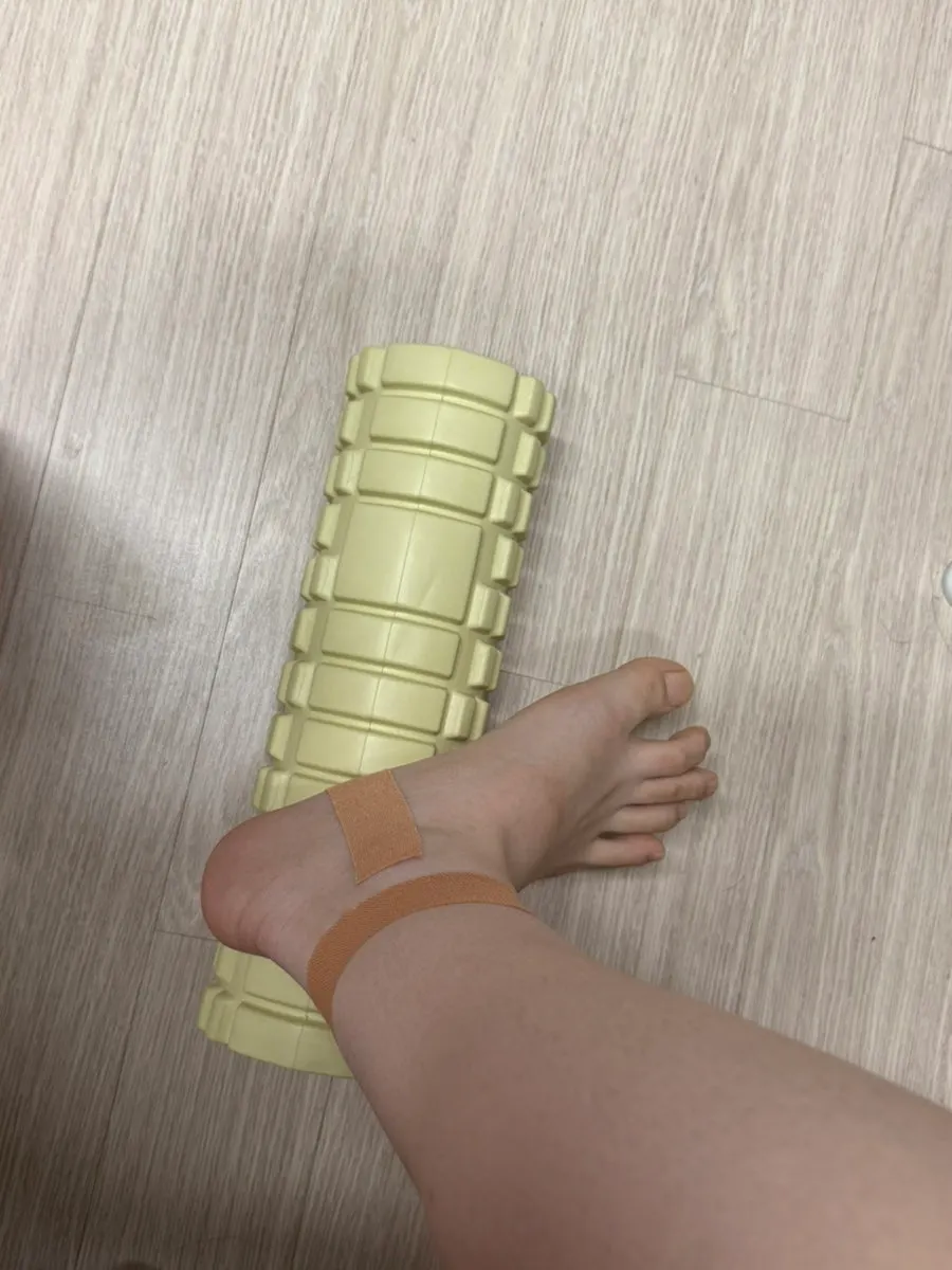 Detailed guide explaining muscle taping methods