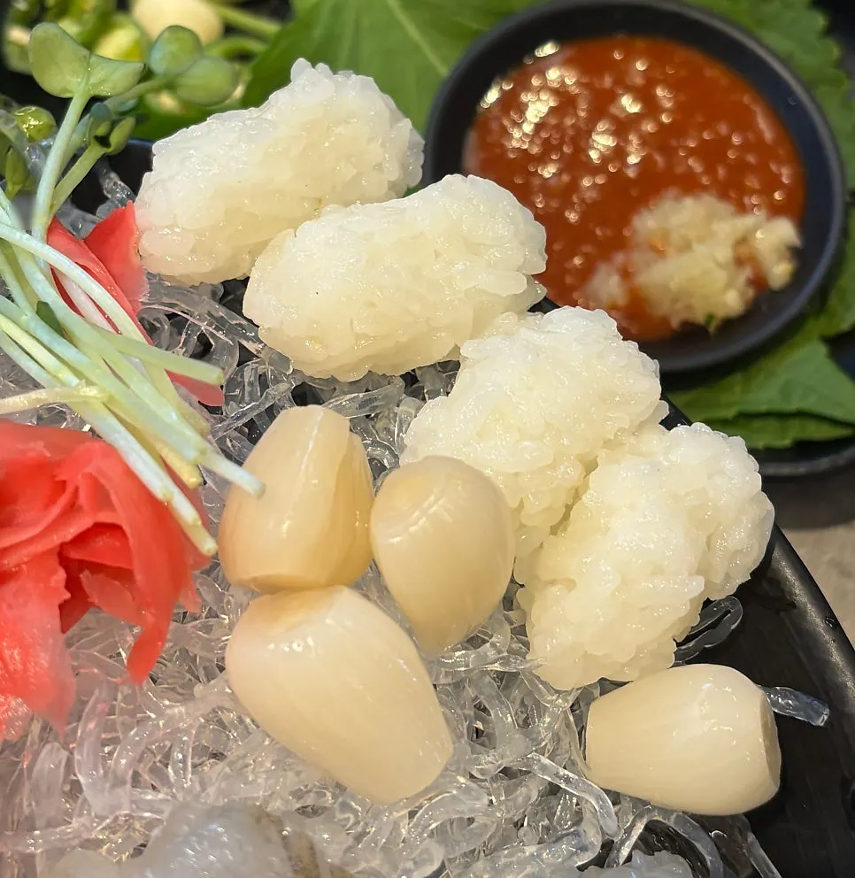 Aged sashimi wrapped in lettuce