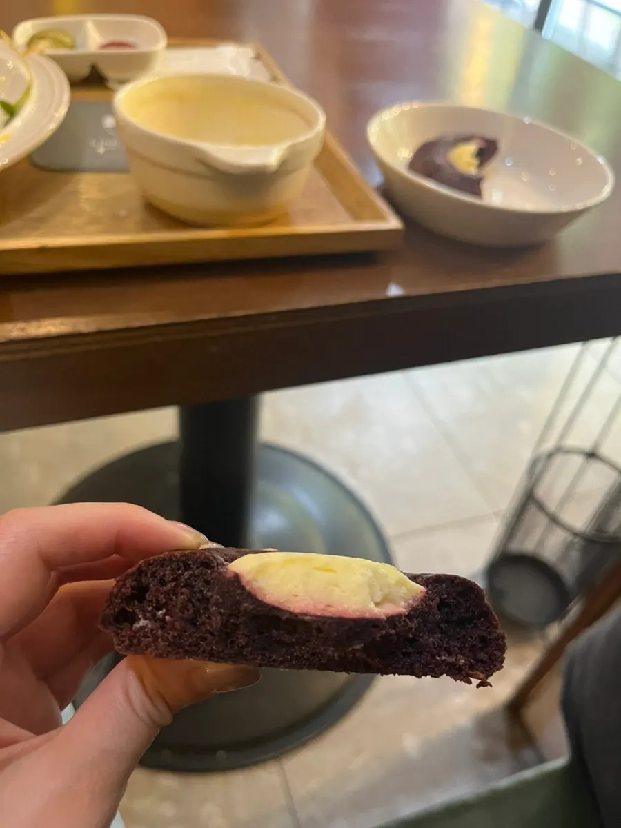 두툼한 레드벨벳 크림치즈 르뱅 쿠키