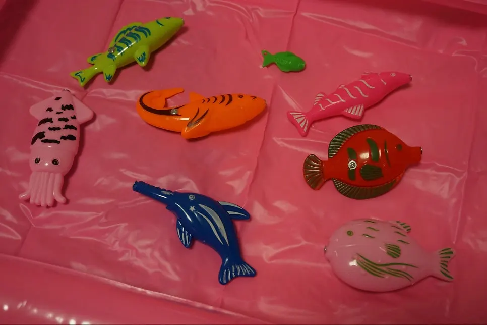 Deep toddler fishing game pool