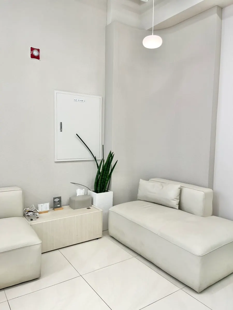 Treatment seating area at Lee Kyung Min Foret Geomdan New Town Branch