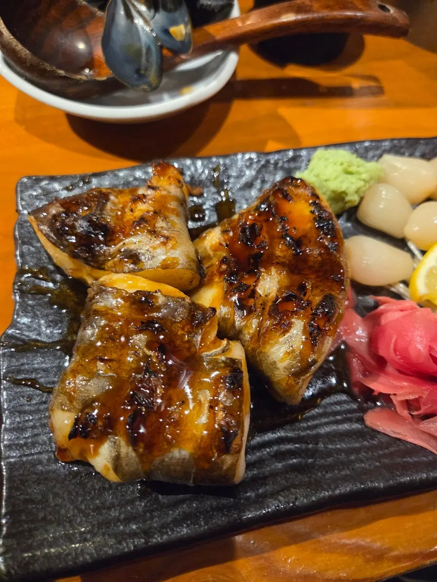 Grilled toothfish flesh served with sauce