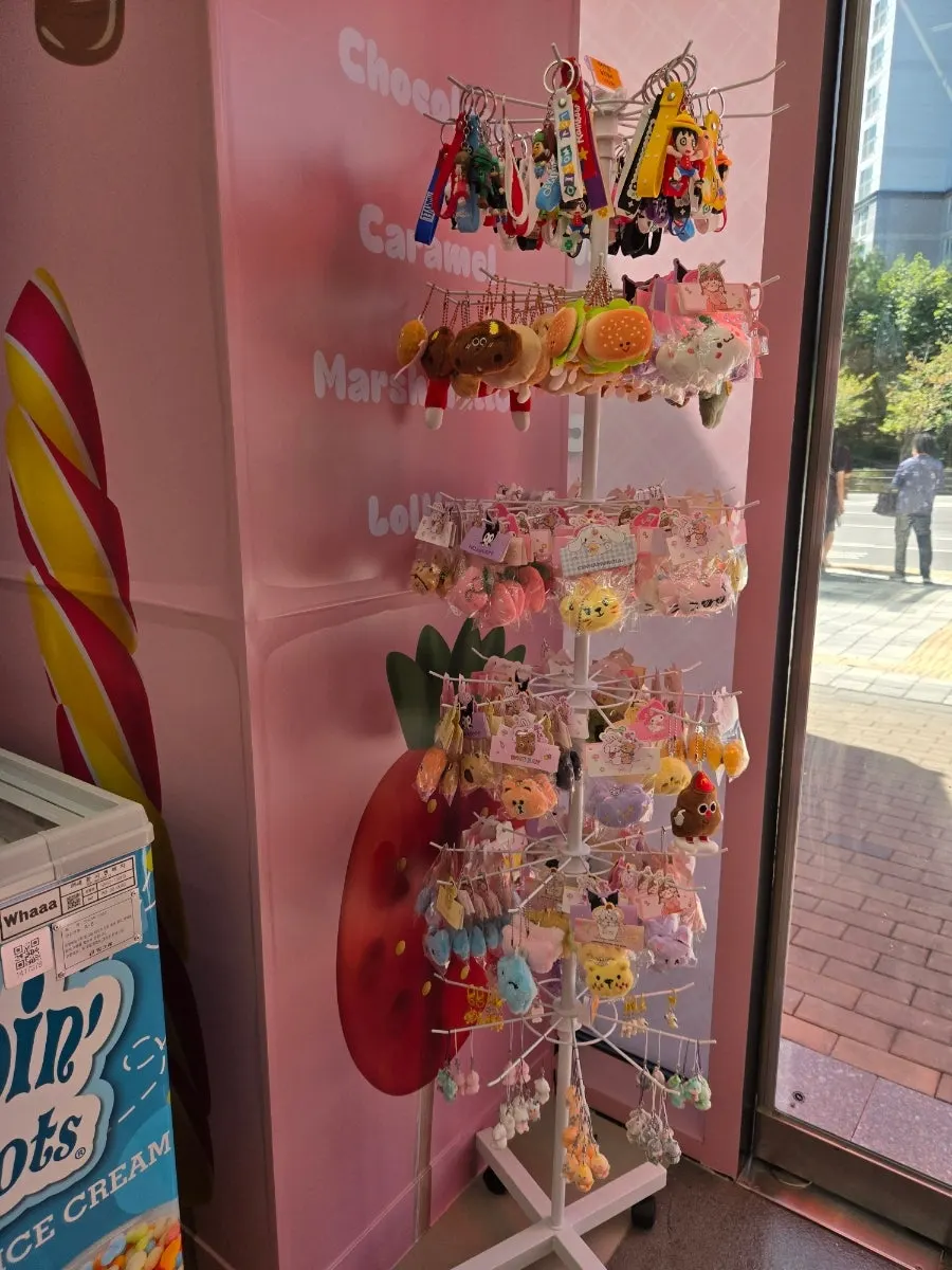 Freezer case with Rolly Polly's marble ice cream