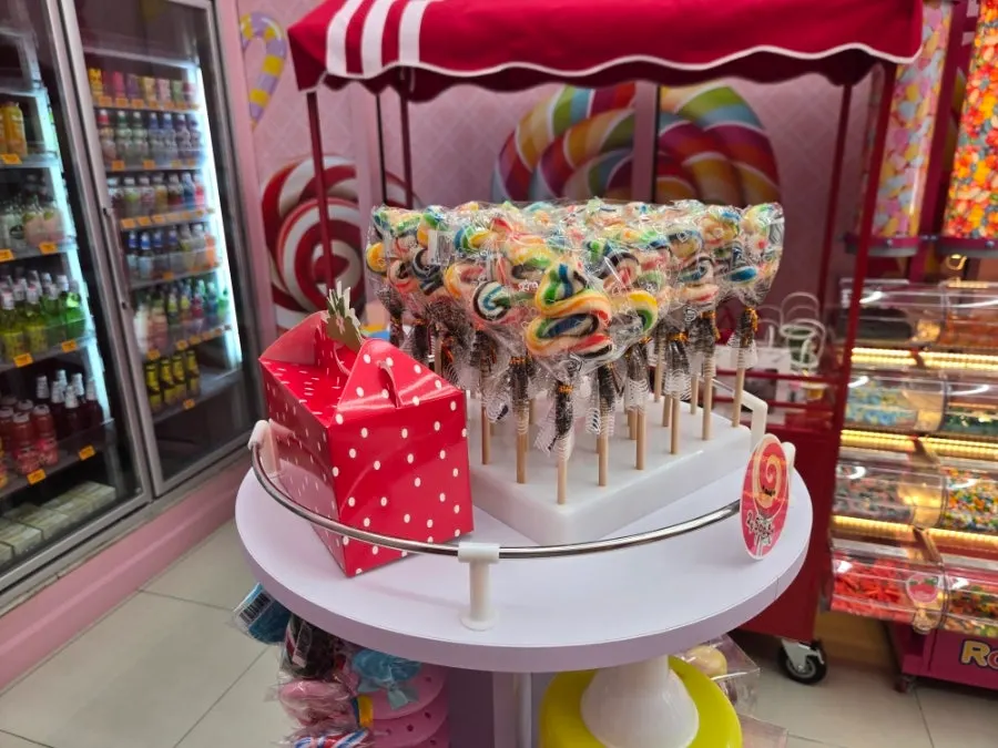 Jelly display corner inside the shop