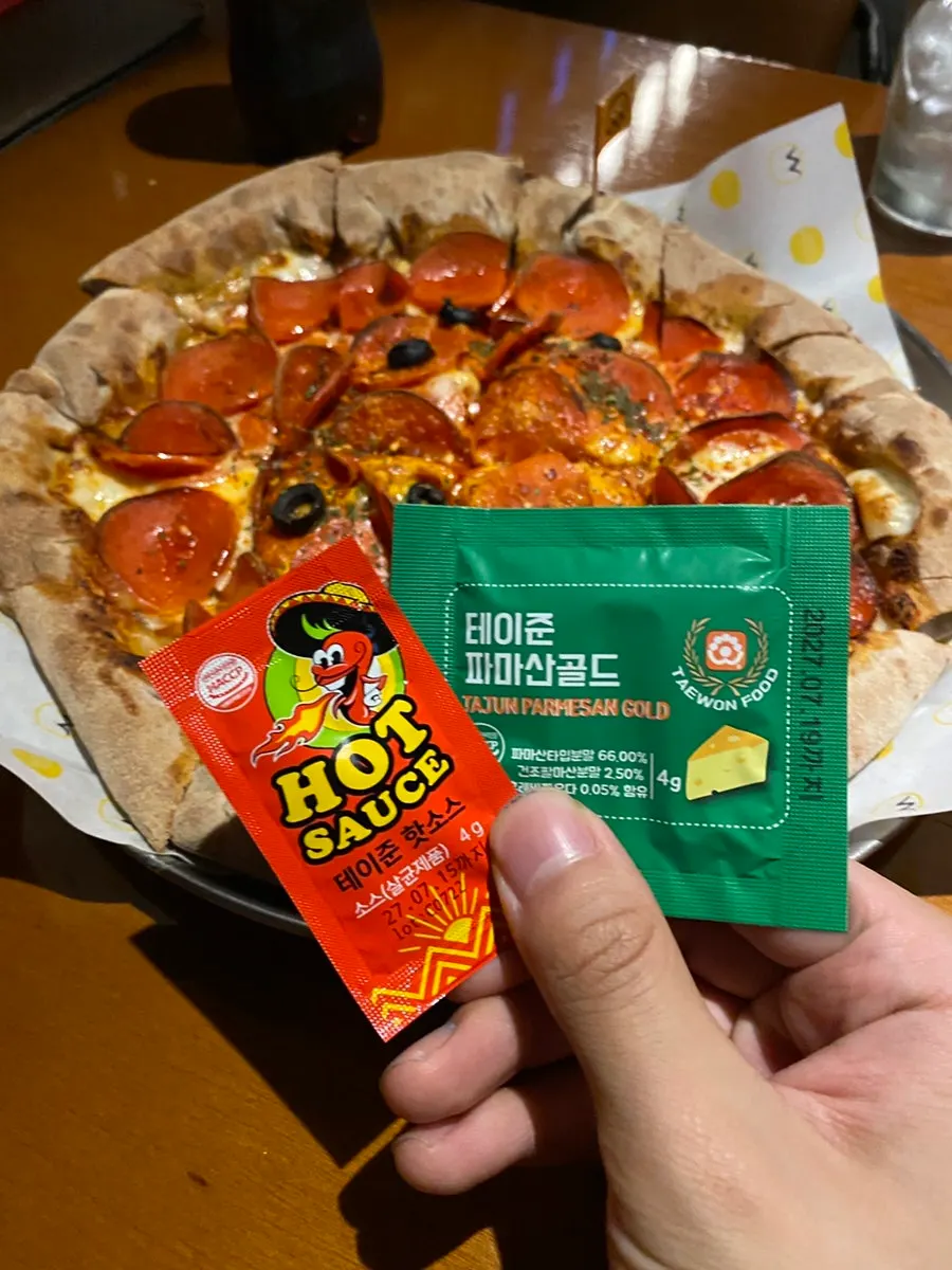 페퍼로니 피자 한 조각 클로즈업