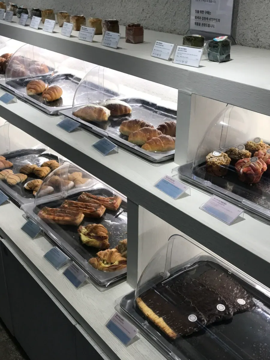 Bakery display case at LOOOP café