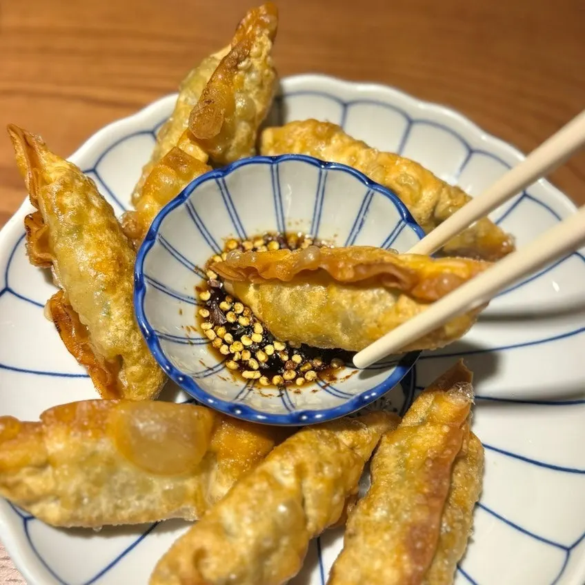 Corte de mandu mostrando el relleno abundante