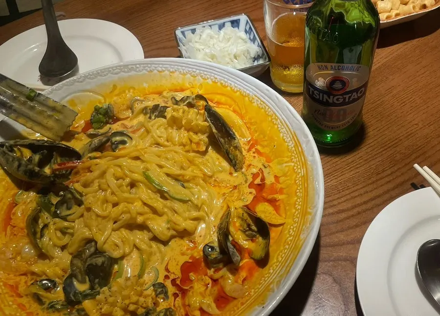 Mala cream noodles với sốt kem sánh mịn
