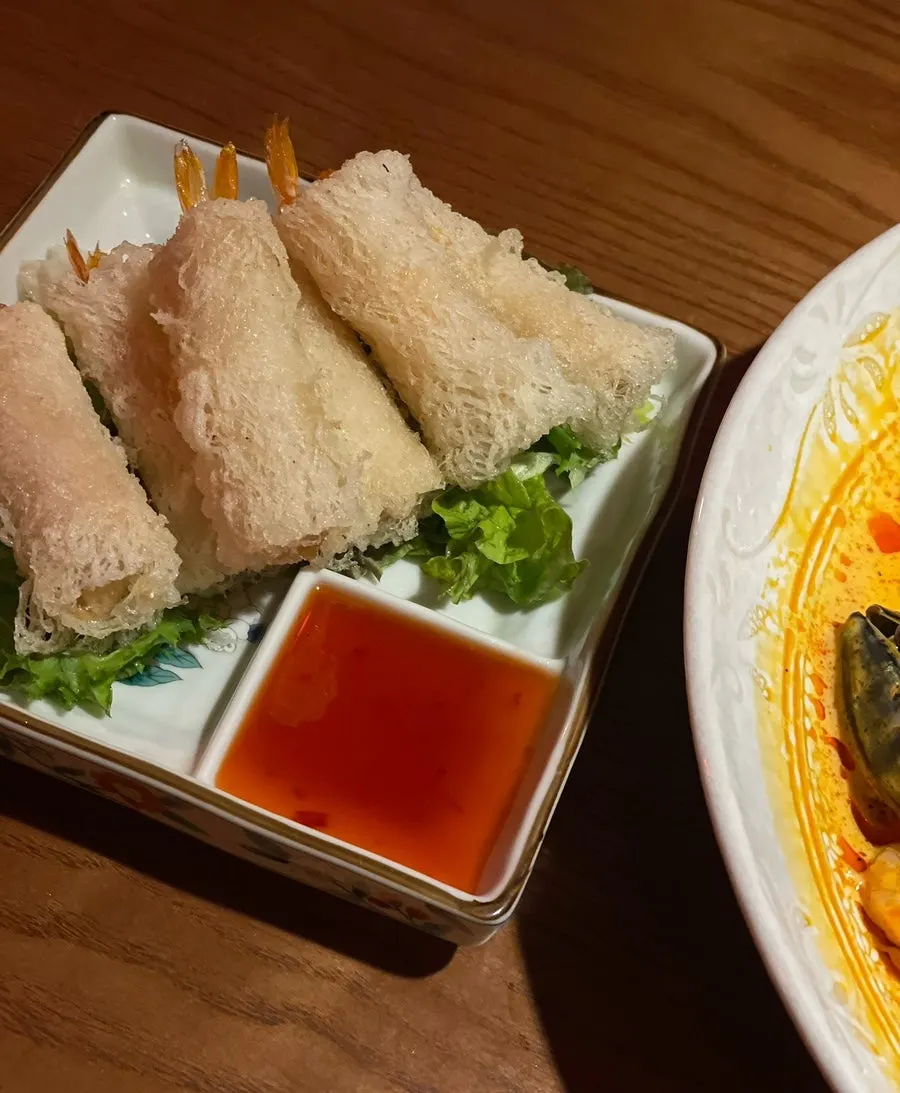 Sự kết hợp shrimp cha giò và Chingdao không cồn