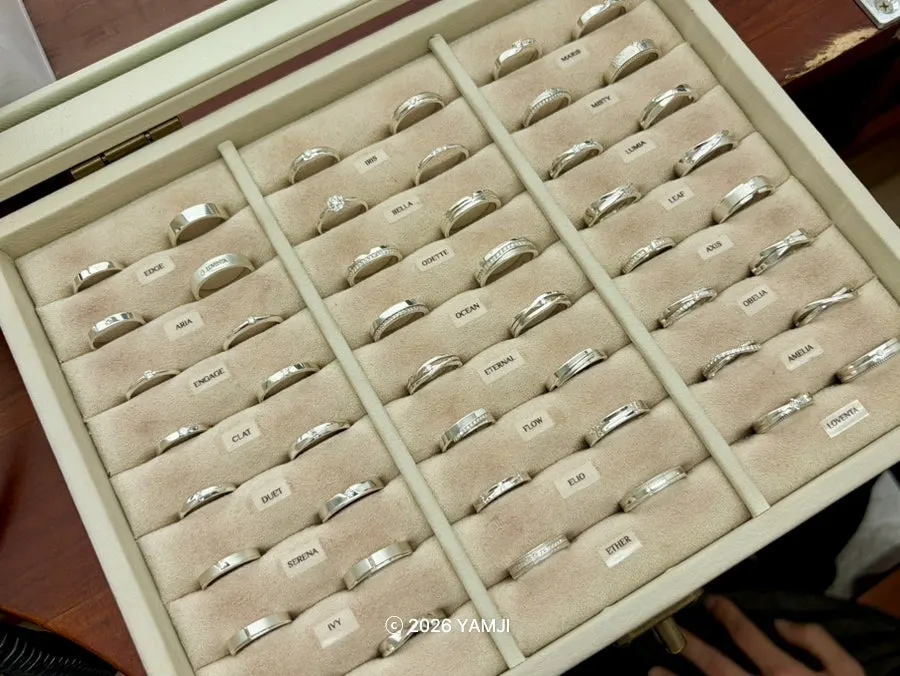 로벤타 반지 디자인 샘플 진열