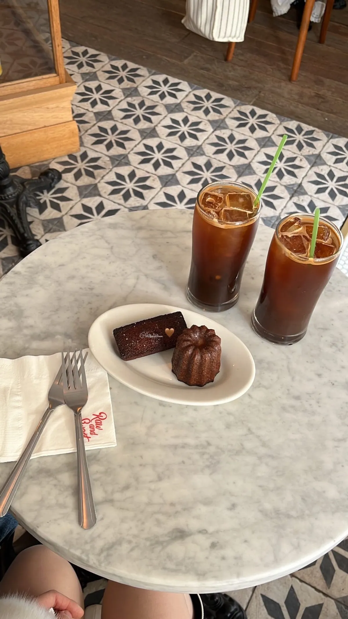 Exterior of Low & Sweet Bakery on Haeri-dan-gil in Haeundae