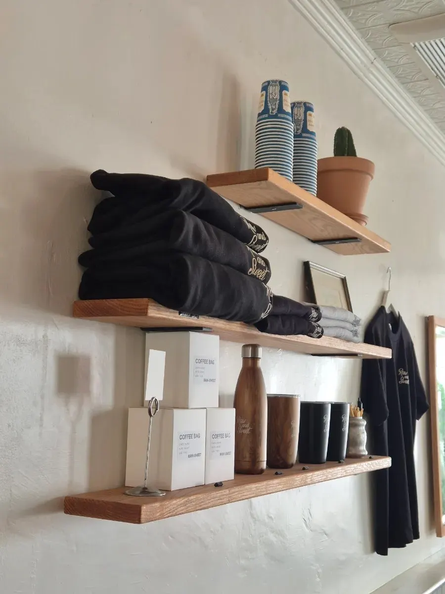 Low & Sweet Bakery on Haeridan-gil, Haeundae, main shot