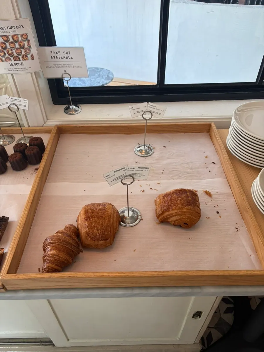 Bakery items displayed by type
