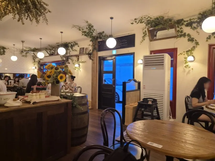 Interior design details of Low Five Anguk