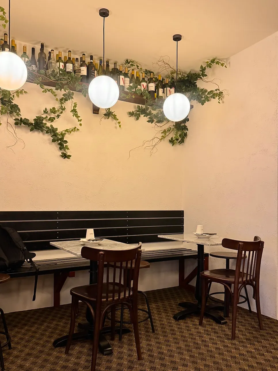 Spacious inner seating area at Low Five Anguk