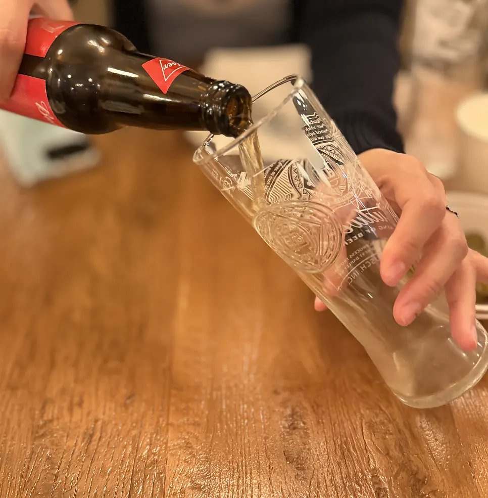 Three bottles of Budweiser ordered