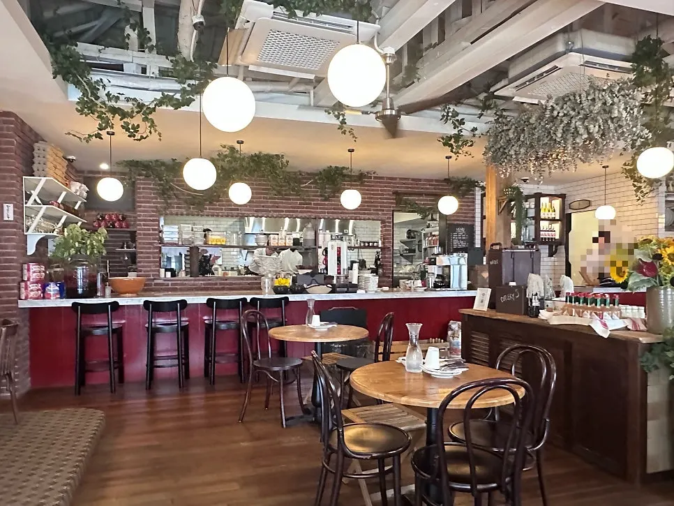 Interior of Low Five Anguk with a European restaurant feel