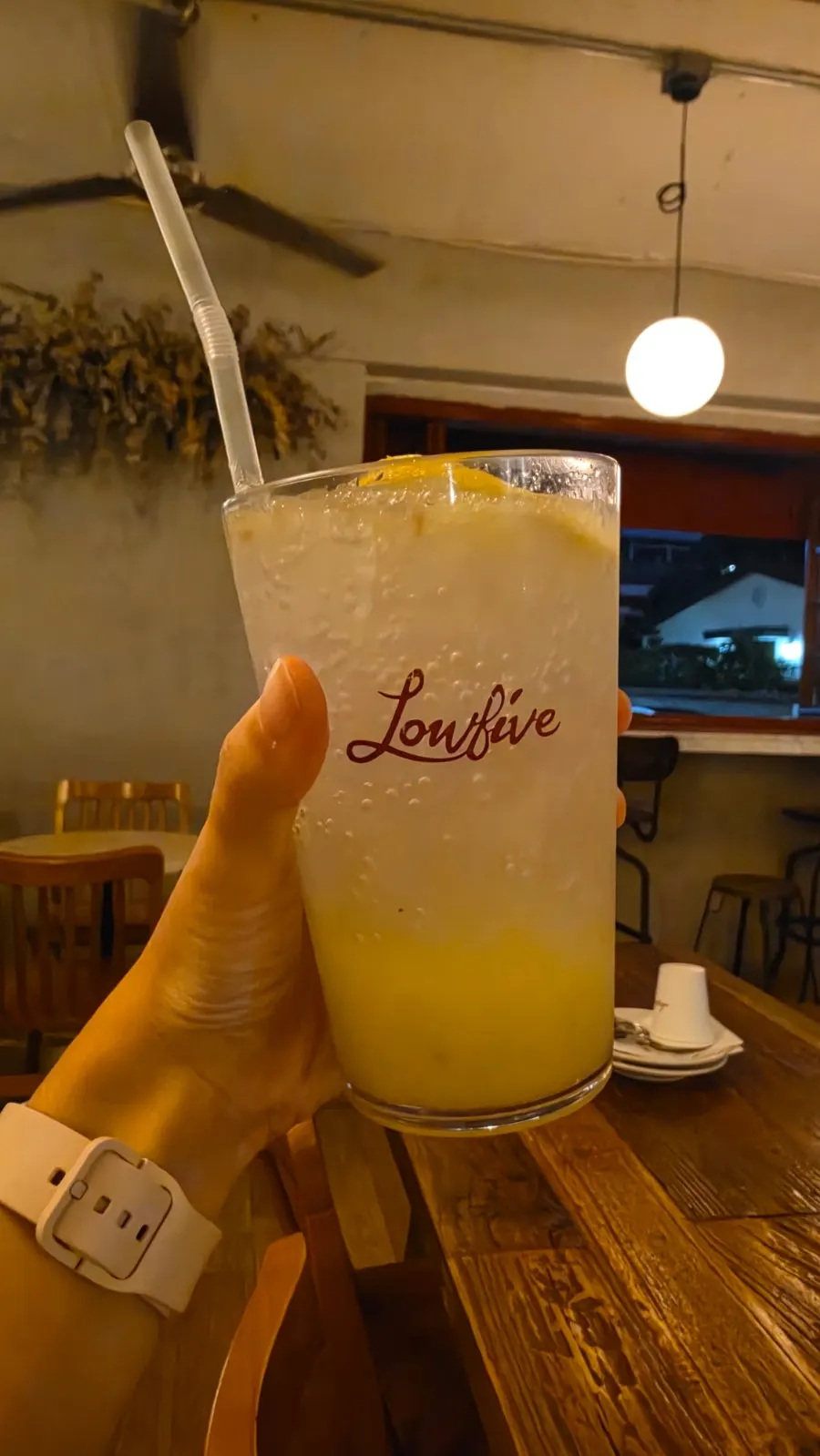 A glass of lemon ade