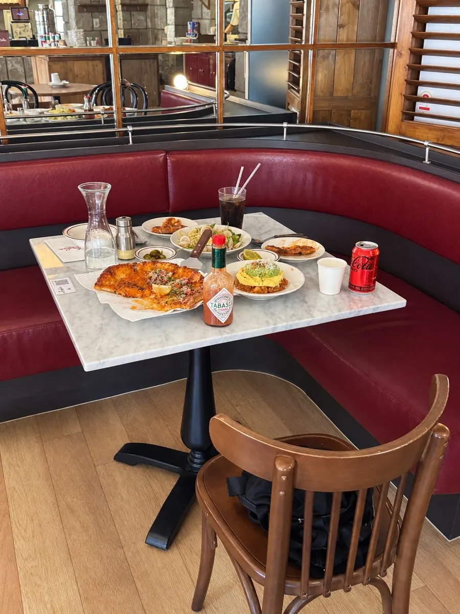Table waiting for the ordered dishes