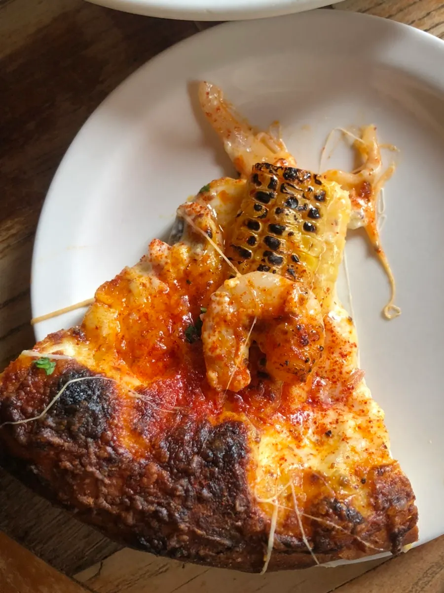 옥수수 피자 토핑 근접 컷