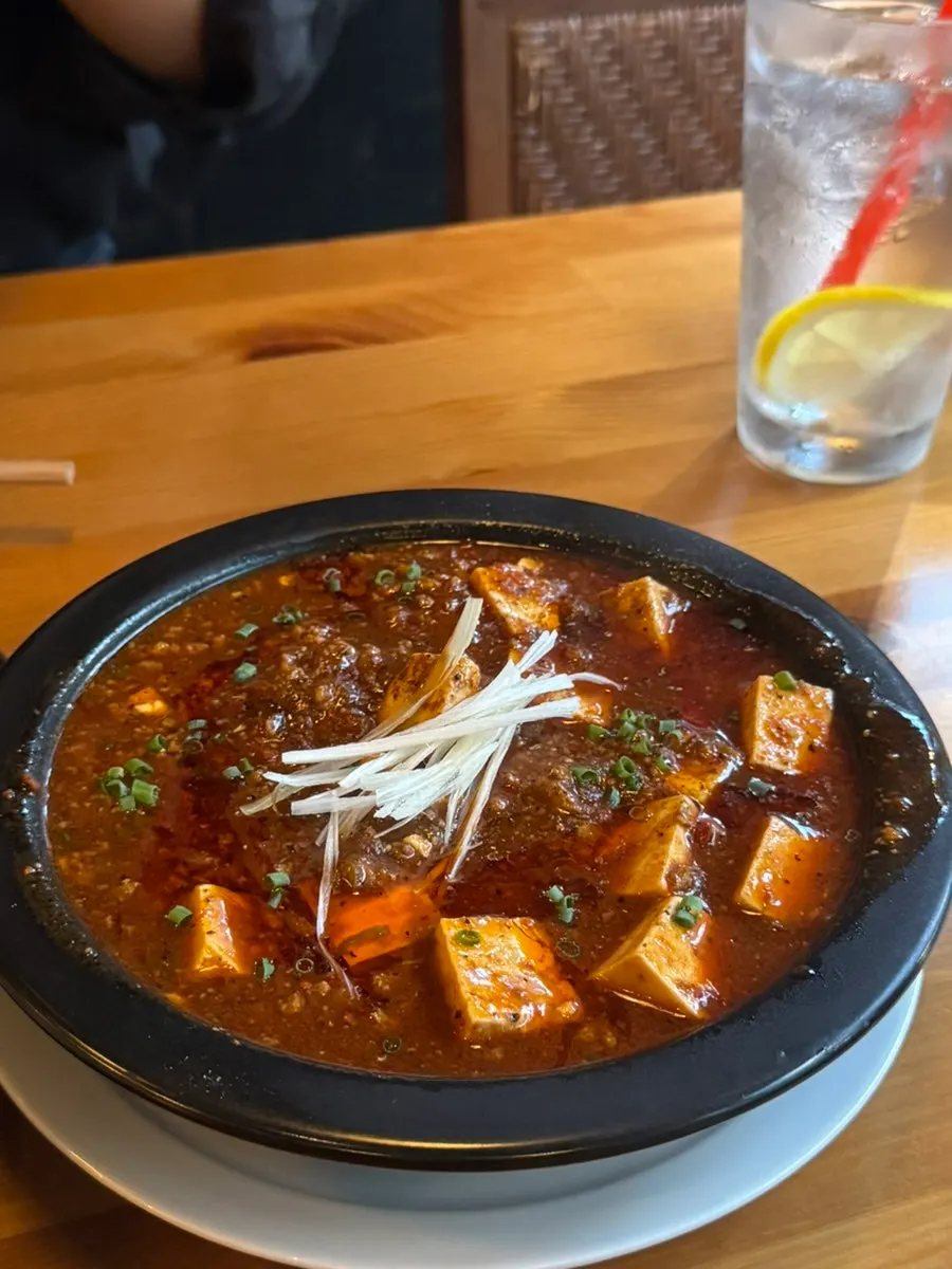 마라향이 올라오는 마파두부 클로즈업