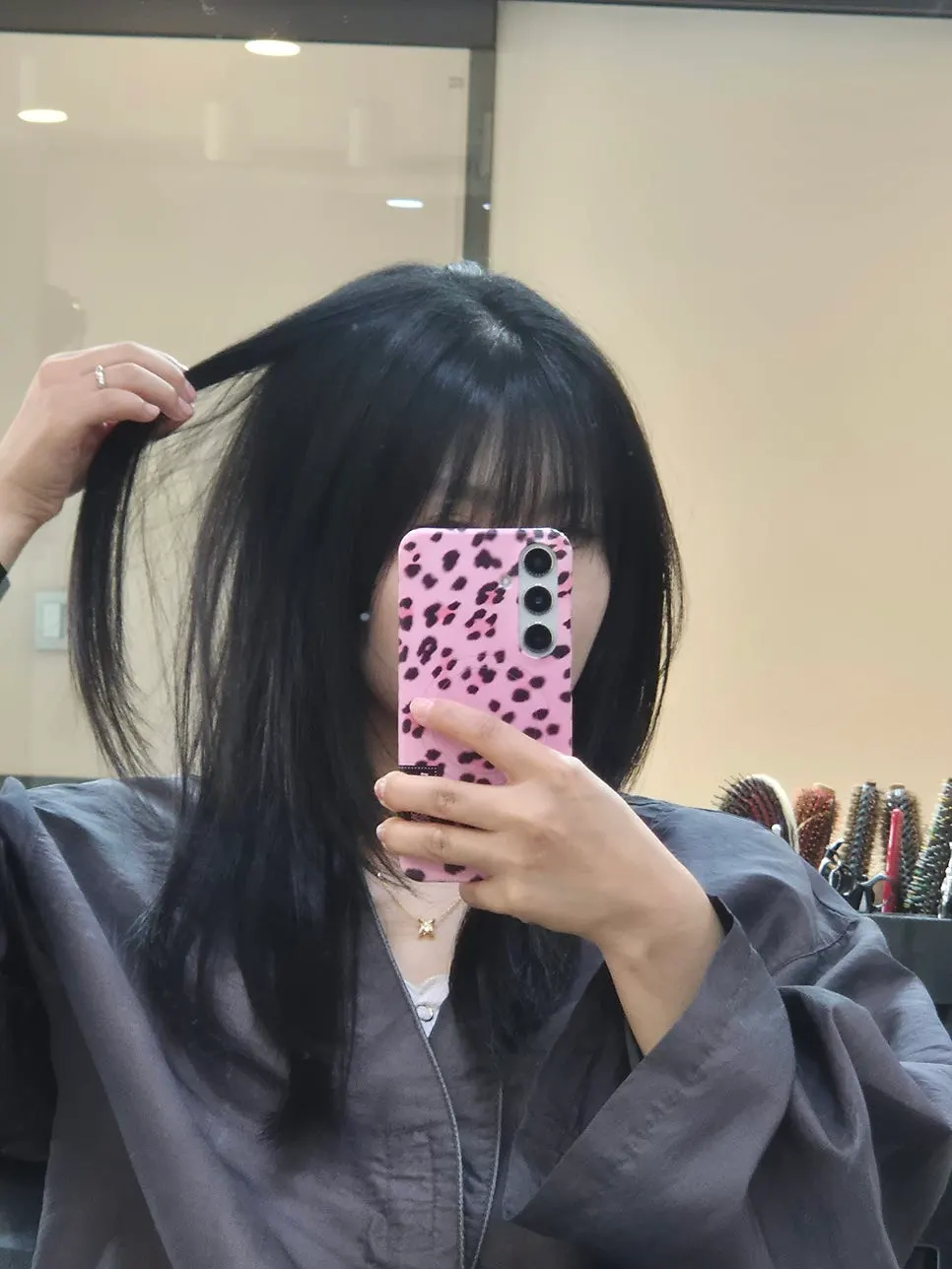 레이어드컷 진행 중인 모습