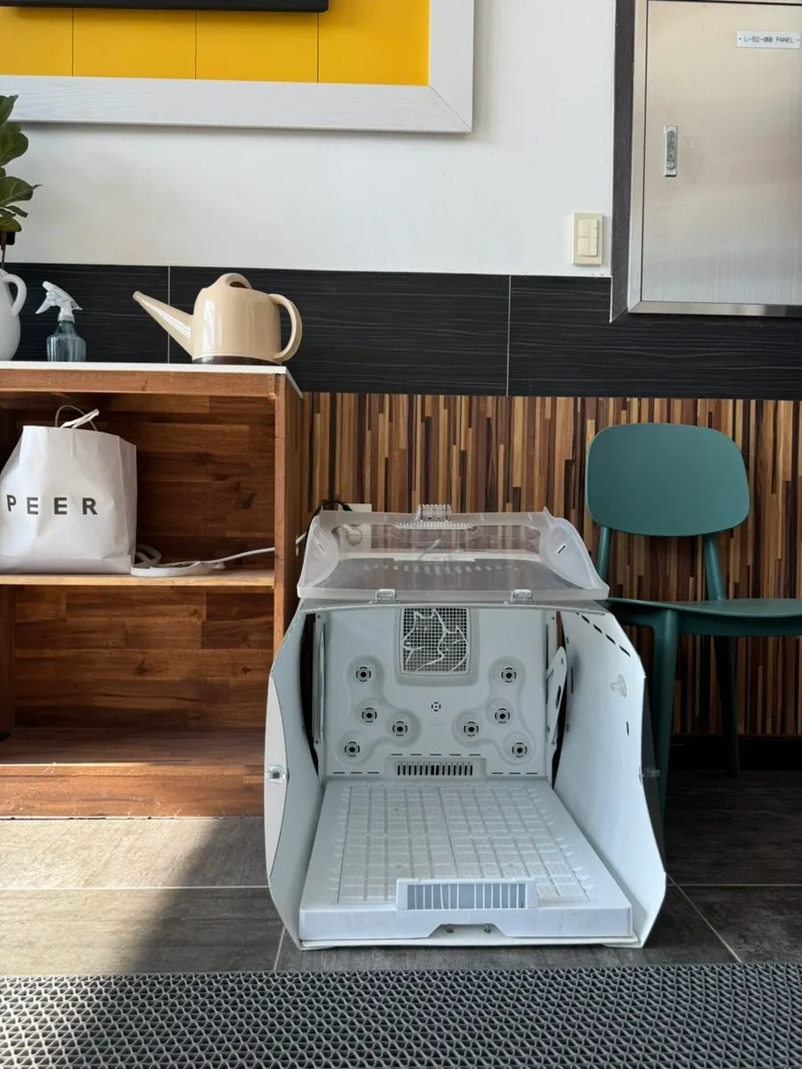 Pet dry room set up in the ground-floor shared kitchen