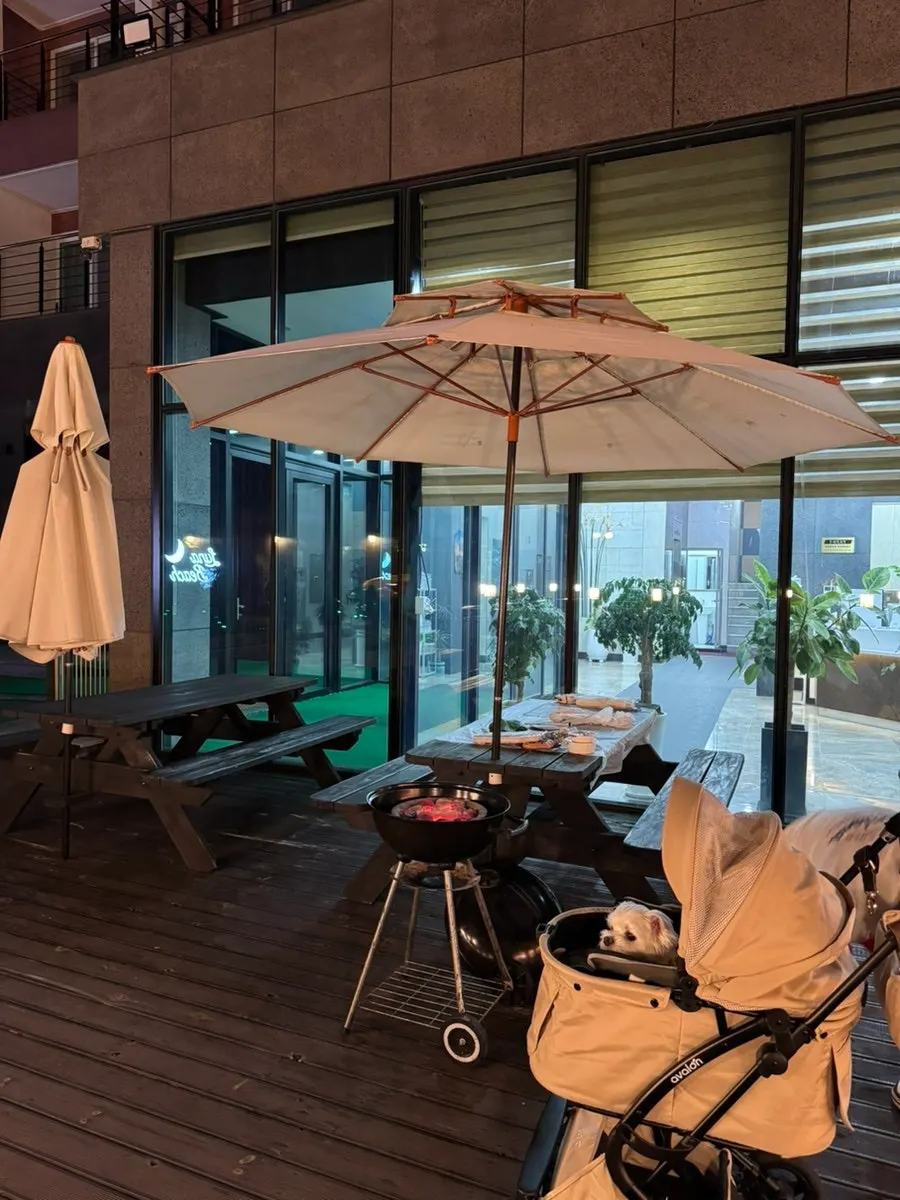 Guest-use fridge and disposable tablecloths