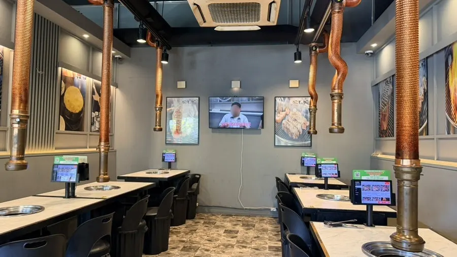 Private room seating good for family gatherings and dinners