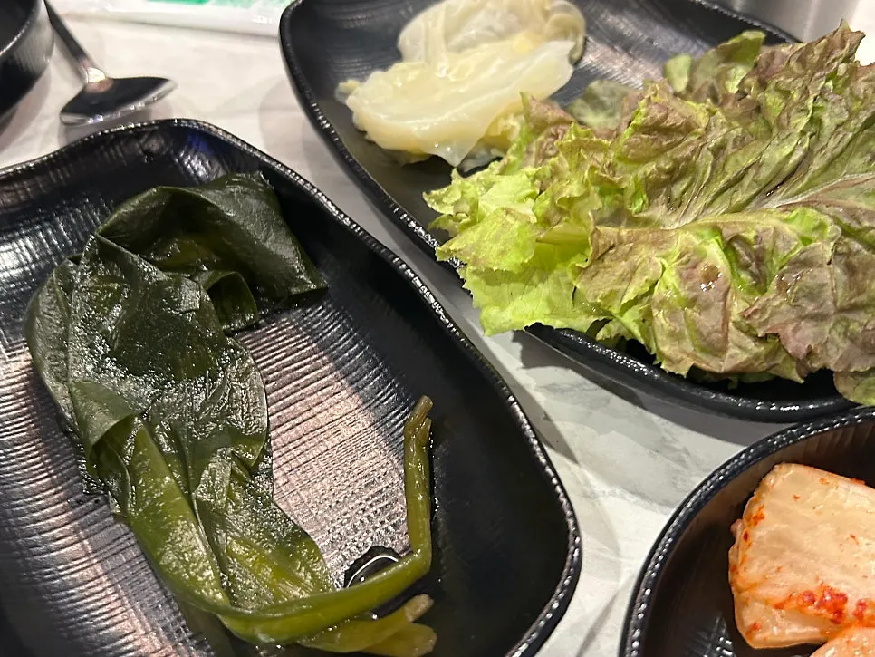 Black pork neck cut into bite-sized pieces