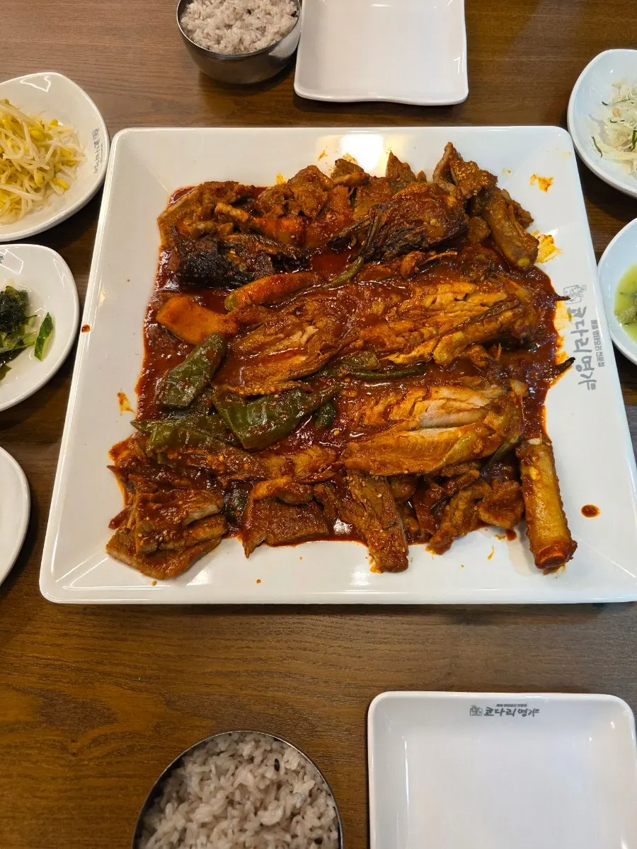 코다리와 돼지갈비 조림 사진