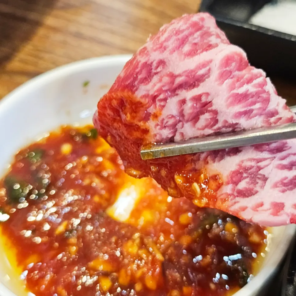 우시장회관 육사시미 클로즈업