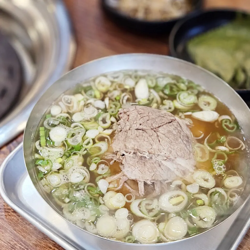 숯불에 구워지는 소고기