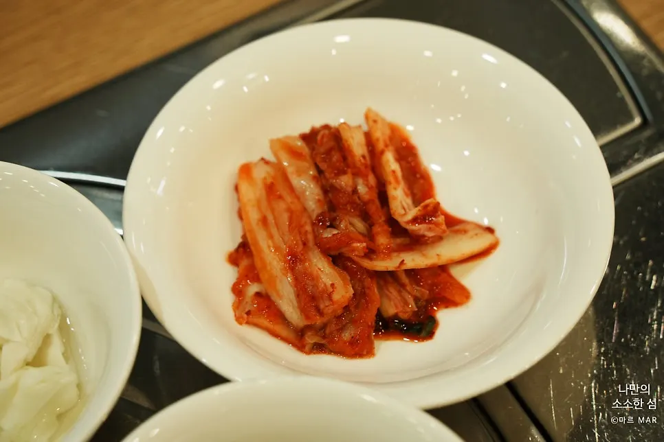 Pickled hot pepper side dish