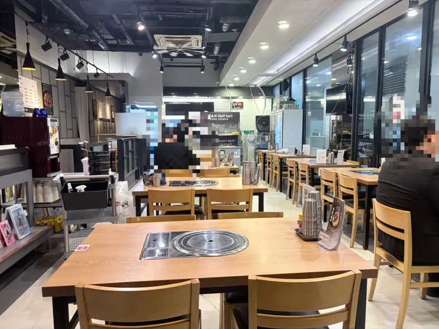 식사를 마친 마삼계탕 테이블