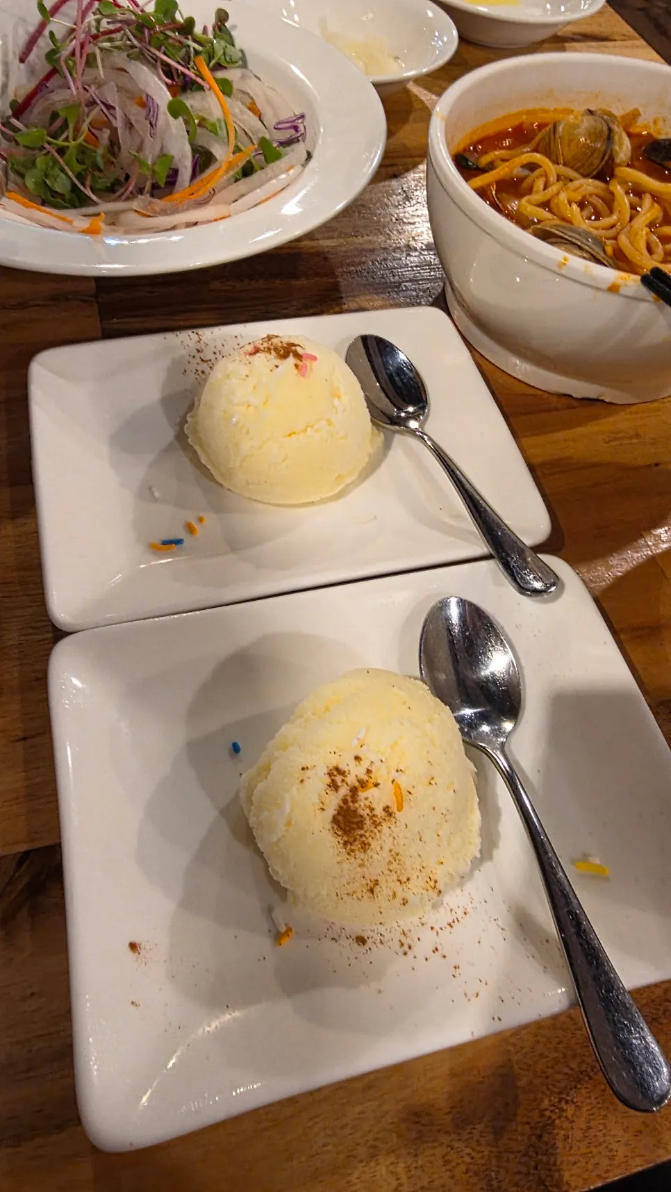 세트 마무리로 나온 후식