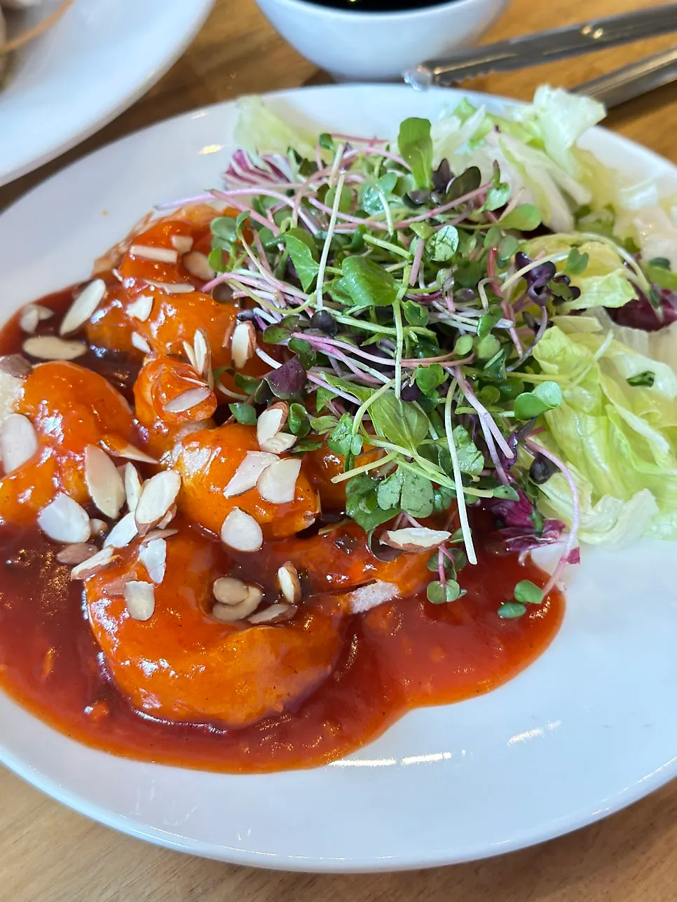 Tangsuyuk dengan daging tebal