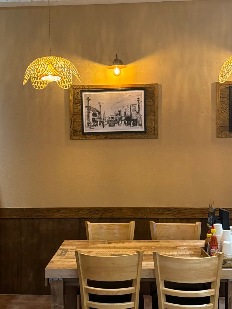 Exotic interior atmosphere of Madam Hao
