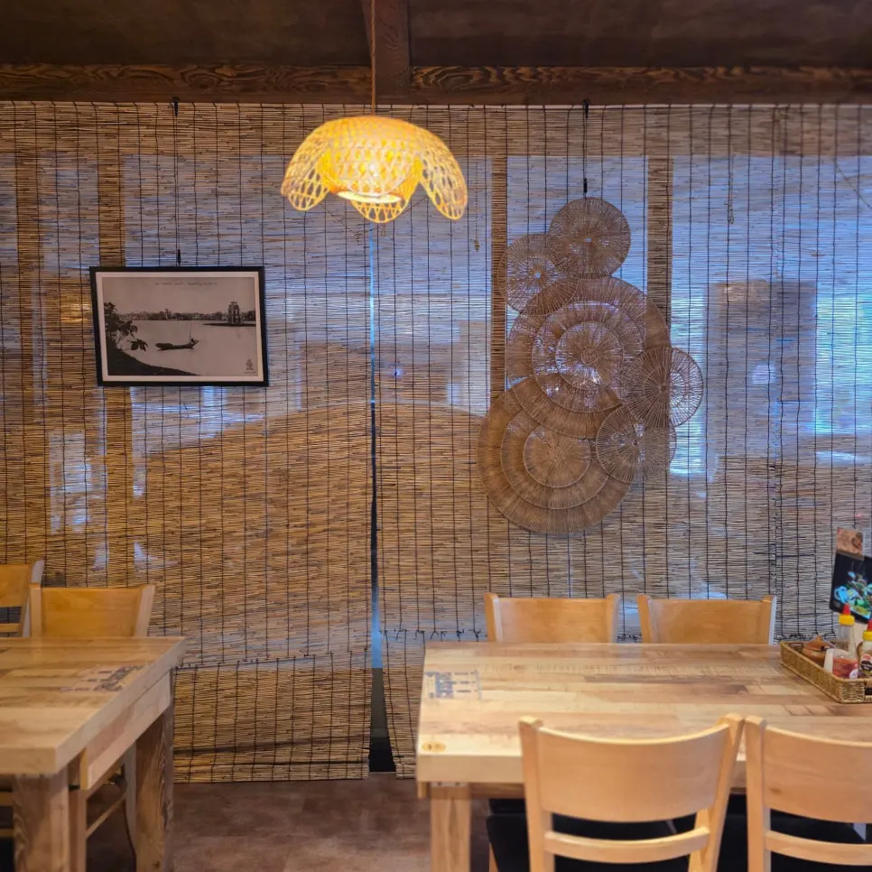 Interior decorated with bamboo blinds and rattan ornaments