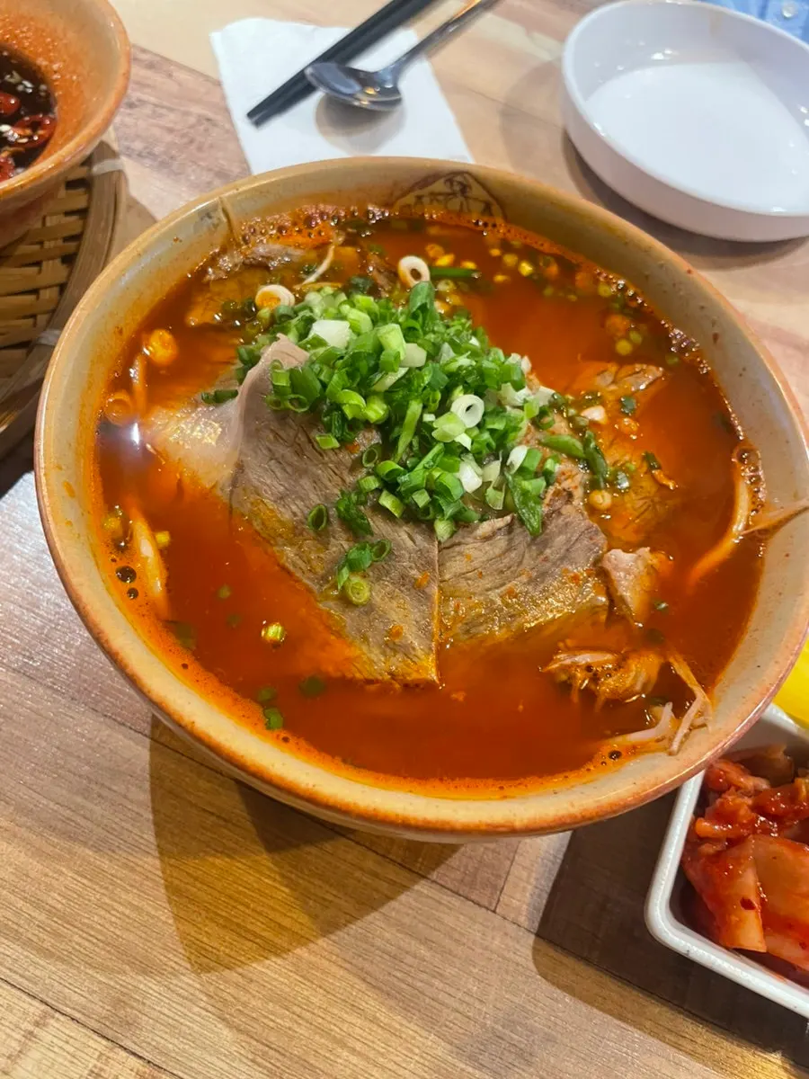 얼큰한 고기짬뽕 쌀국수 국물