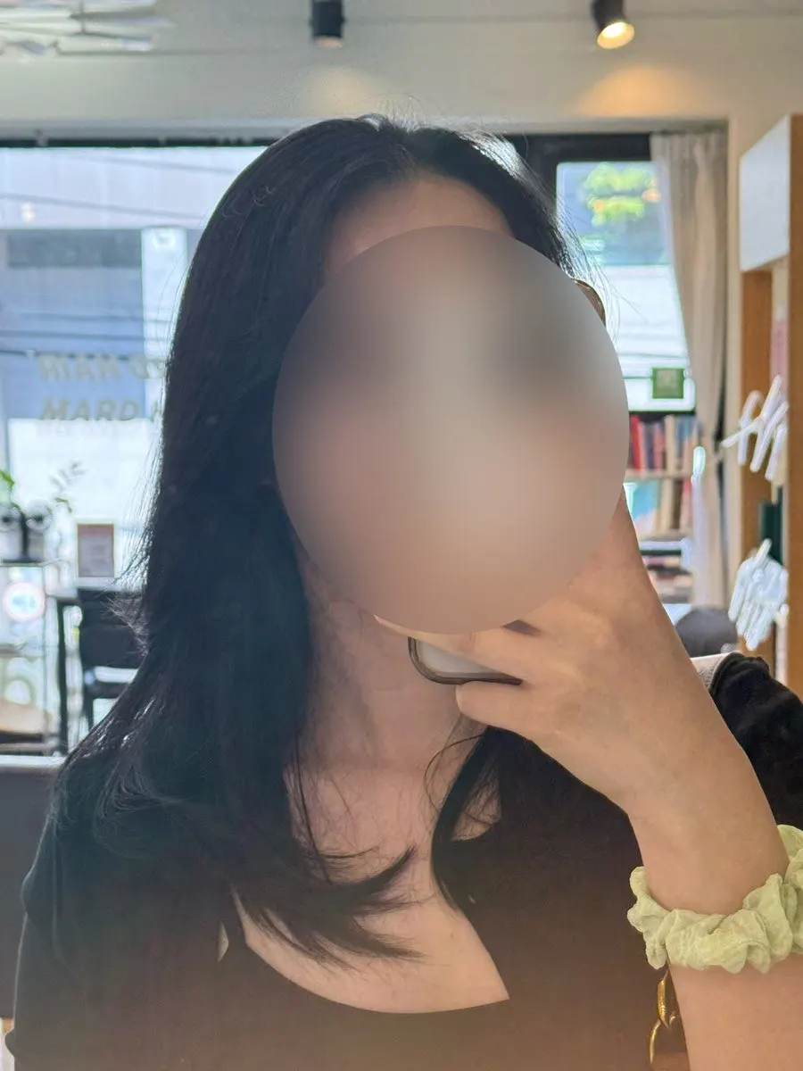 블루 톤다운 염색 후 찍은 셀카