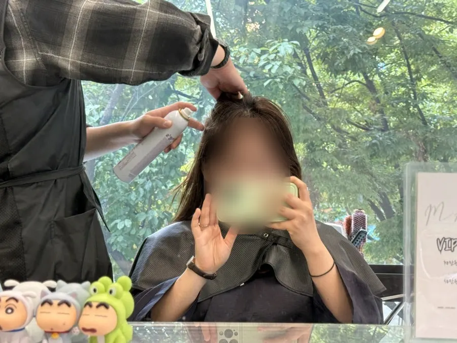 시술 전 준비된 음료와 간식 상차림