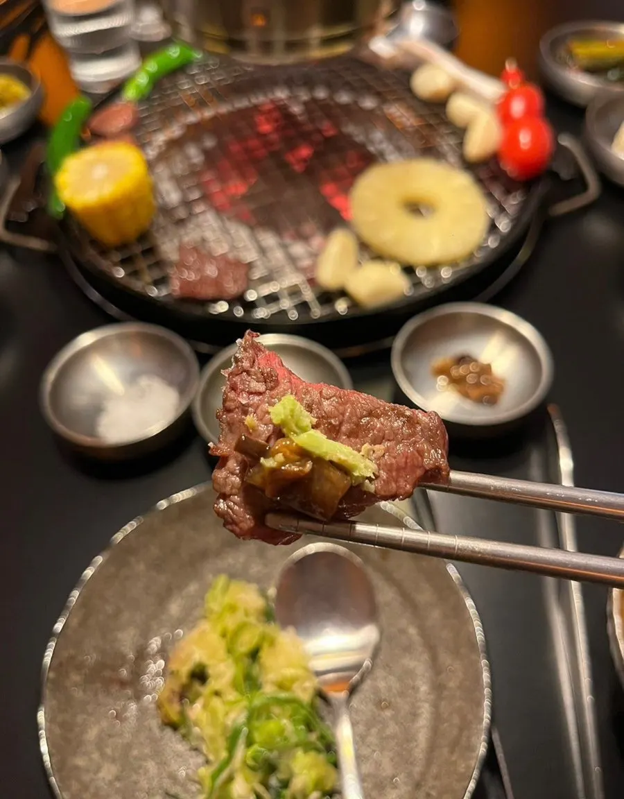 소금과 와사비만 찍어 먹는 안거미살