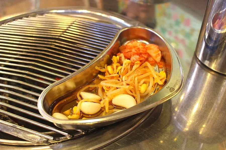 Table with ssamjang and dipping sauce